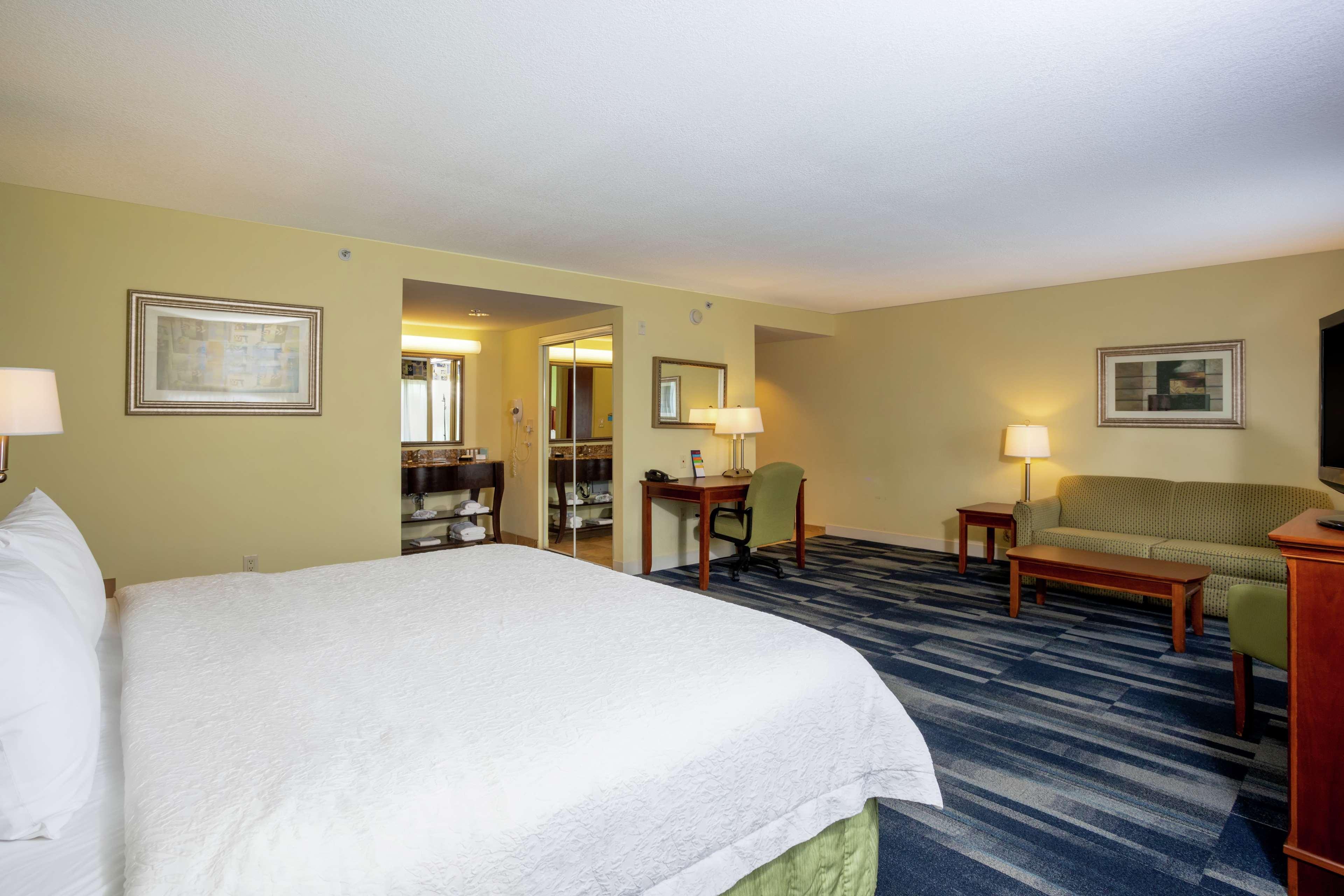 Hampton Inn & Suites - Fort Pierce Bagian luar foto