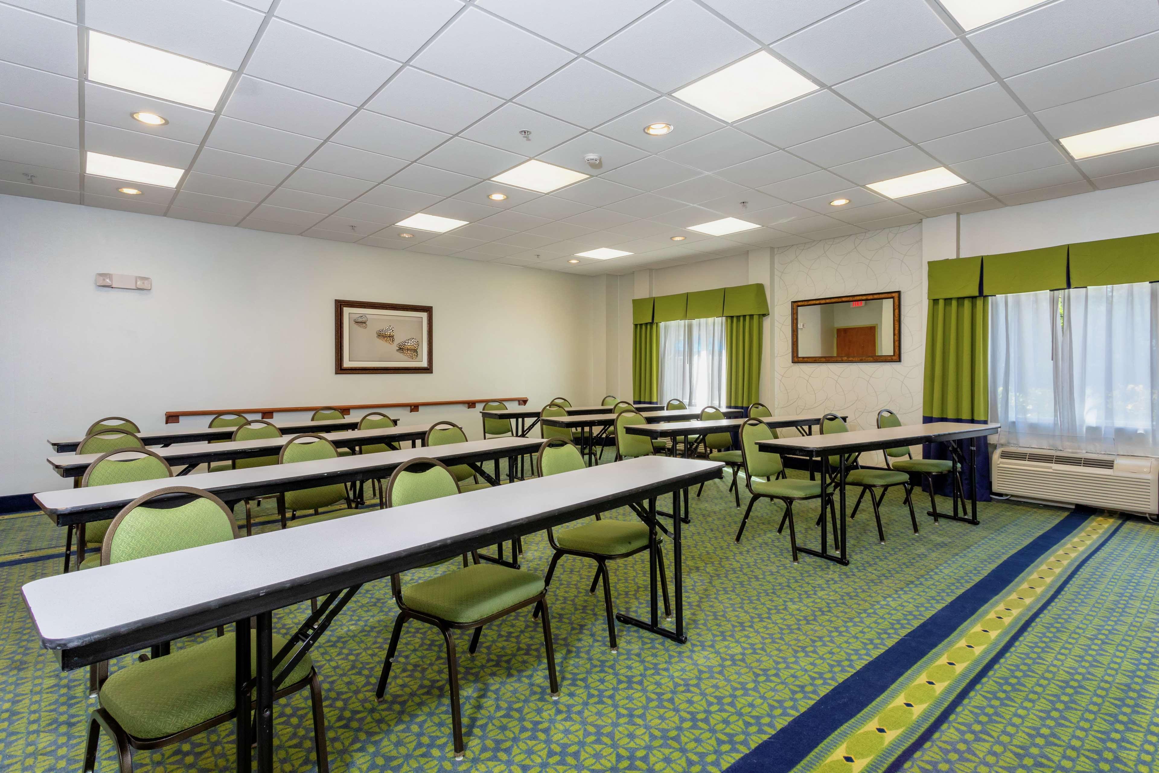 Hampton Inn & Suites - Fort Pierce Bagian luar foto